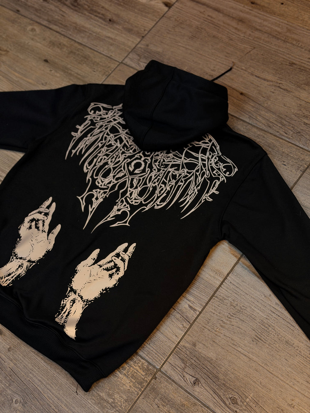 MANOS HOODIE - BLACK